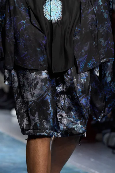 Look 44